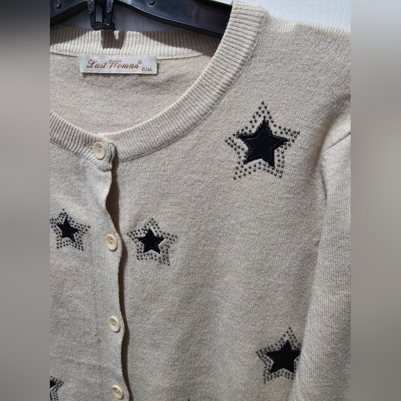 *NWOT* Button Up Cardigan - Picture 2 of 5